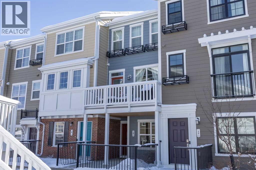 Single Family House for Sale in  Sherwood Row NW Sherwood Calgary 