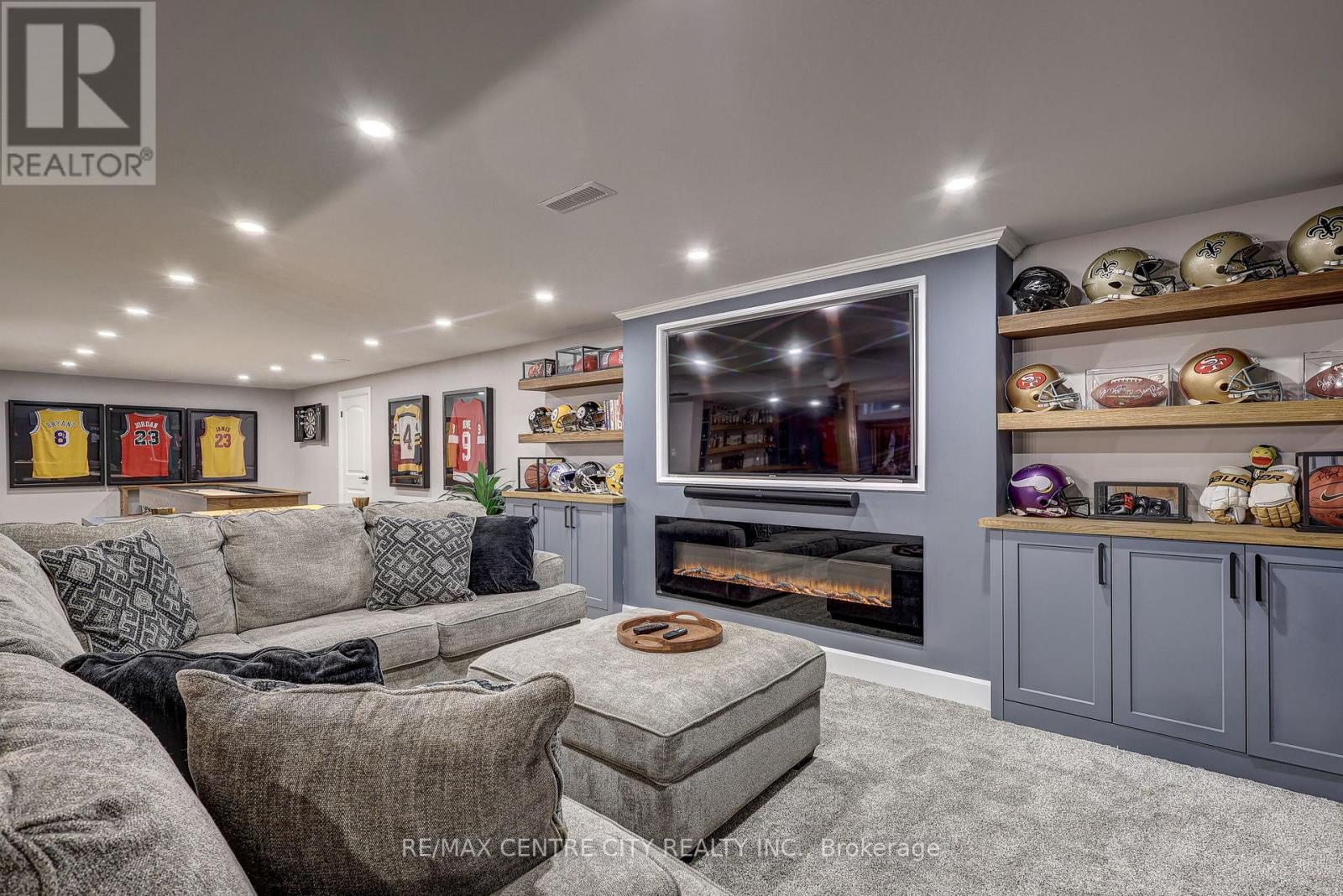 5978 SUNSET ROAD Property Photo