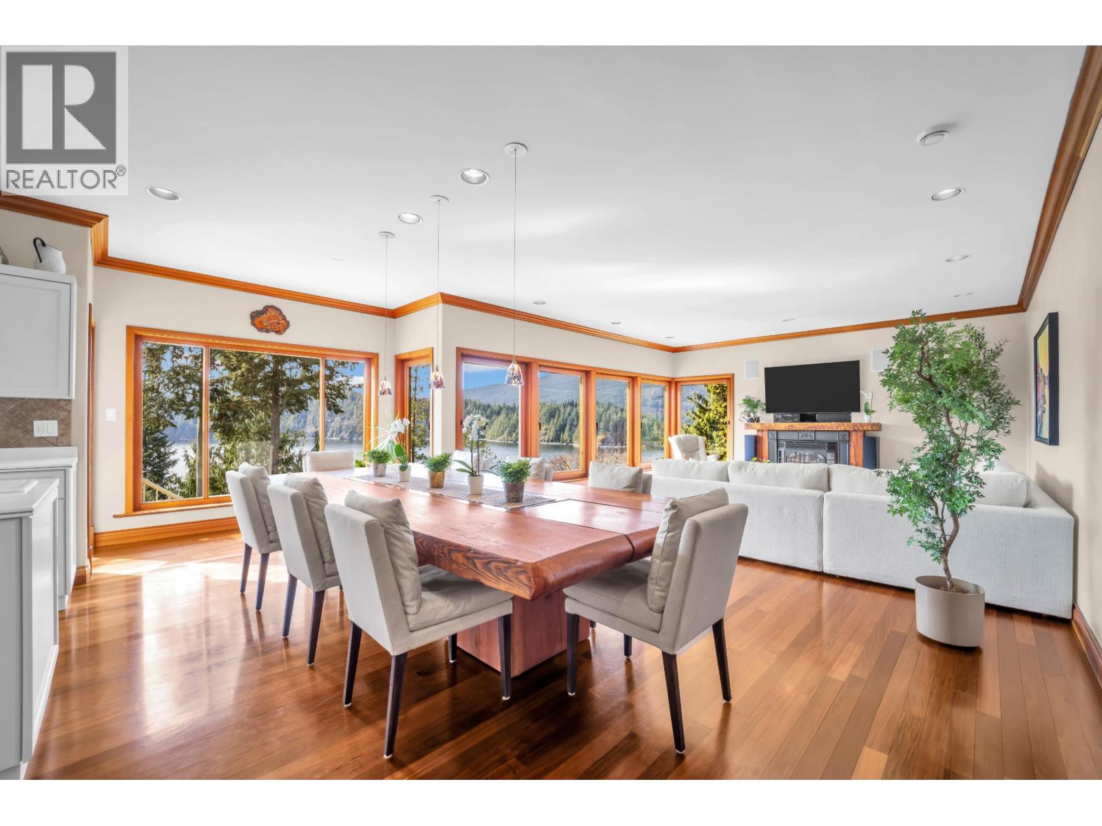 3411 SENKLER ROAD, Belcarra