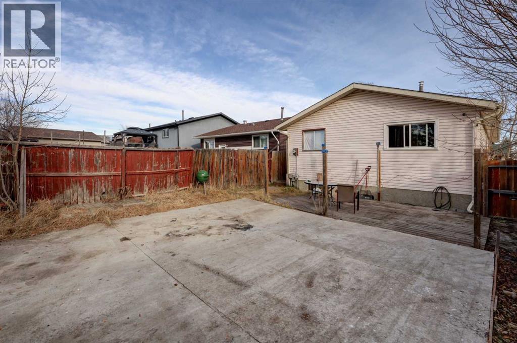 Single Family House Bungalow for Sale in  Faldale Close NE Falconridge Calgary 