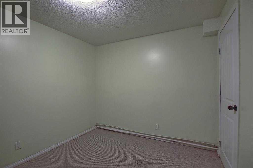 Single Family House Bungalow for Sale in  Faldale Close NE Falconridge Calgary 