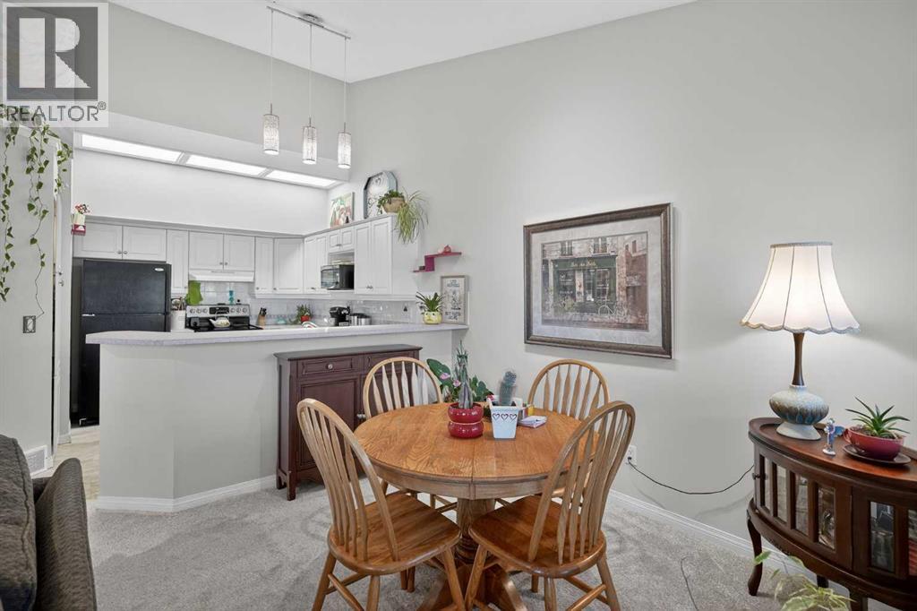 Single Family House 4 Level for Sale in   Silver Springs Road NW Silver Springs Calgary 