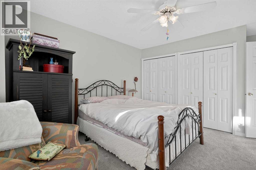 Single Family House 4 Level for Sale in   Silver Springs Road NW Silver Springs Calgary 