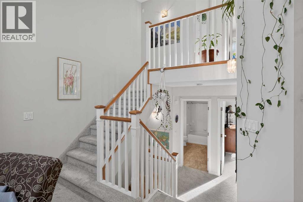 Single Family House 4 Level for Sale in   Silver Springs Road NW Silver Springs Calgary 