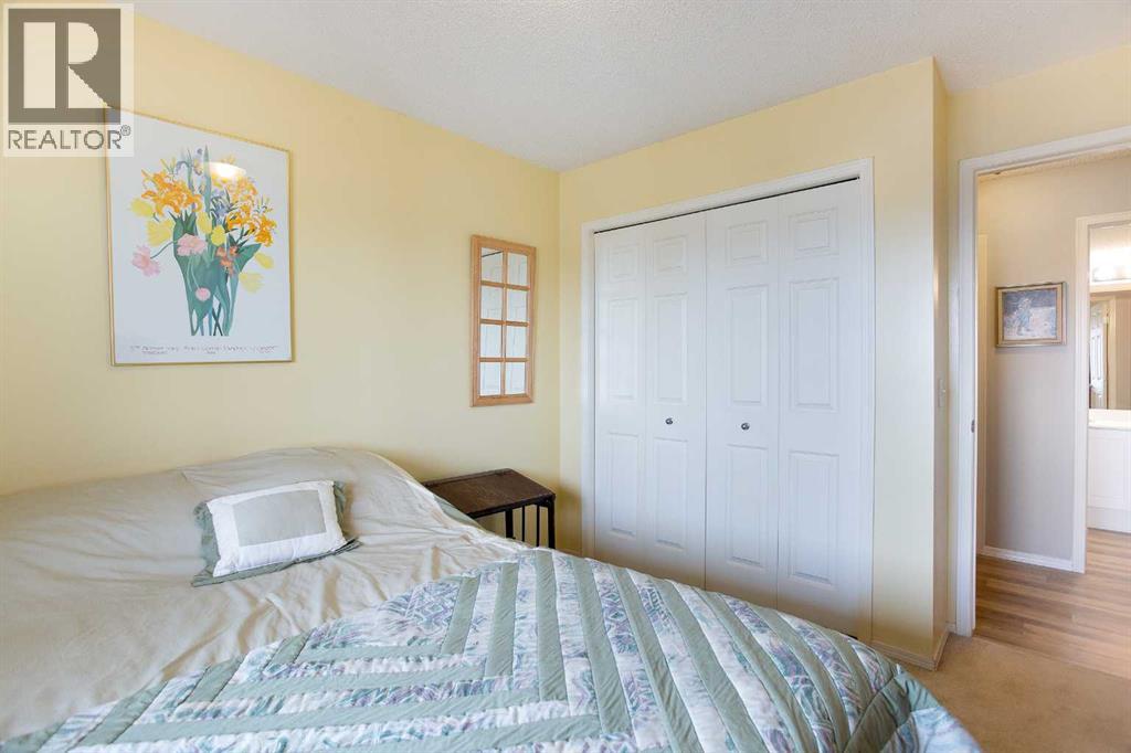 Single Family House for Sale in   Arbour Lake Road NW Arbour Lake Calgary 