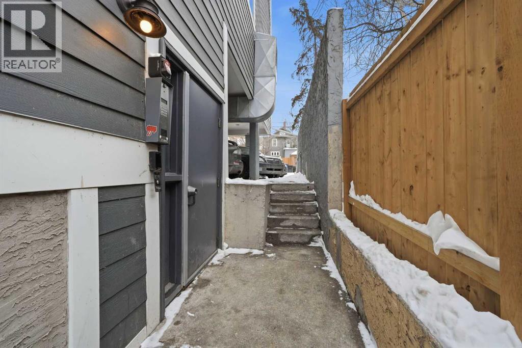 Single Family House for Sale in    Street SW Bankview Calgary 