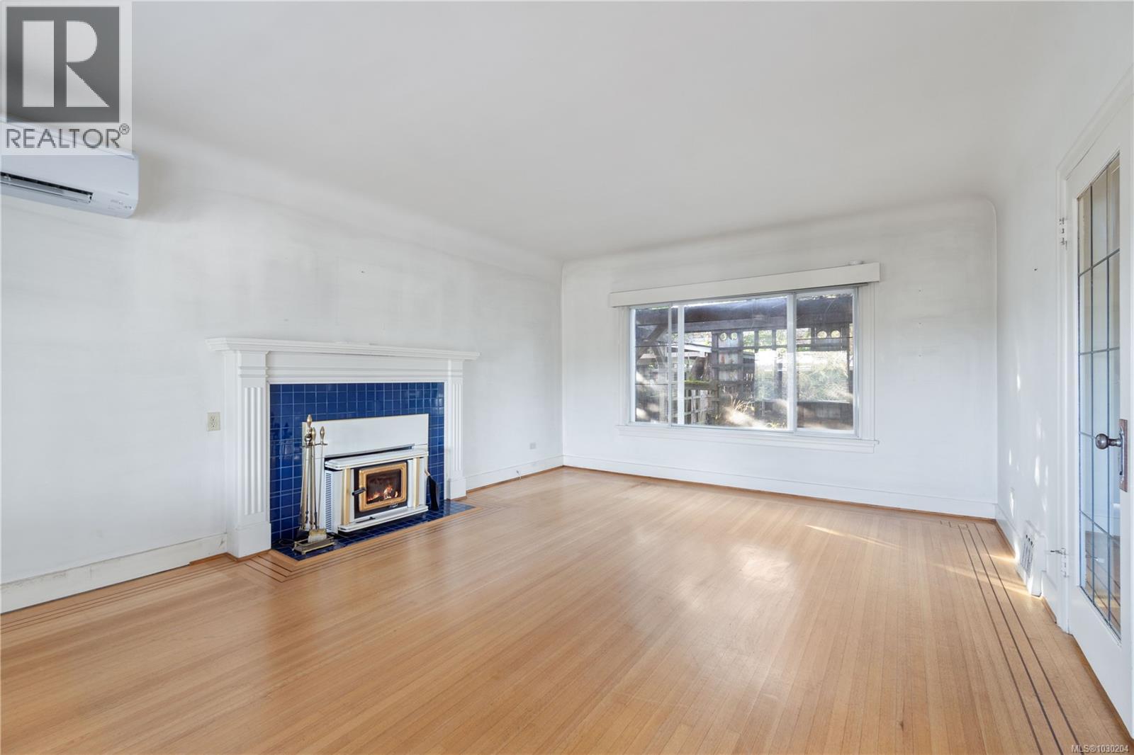 736 TERMINAL AVE N - 6