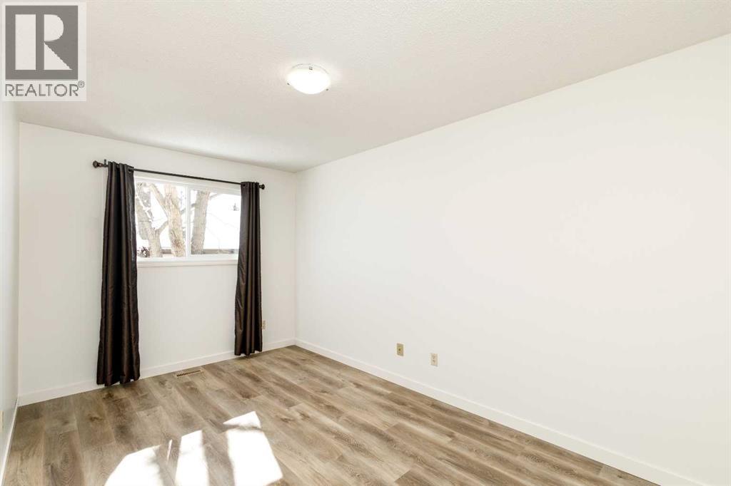 Single Family House Bungalow for Sale in  George Crescent Glendale Red Deer 