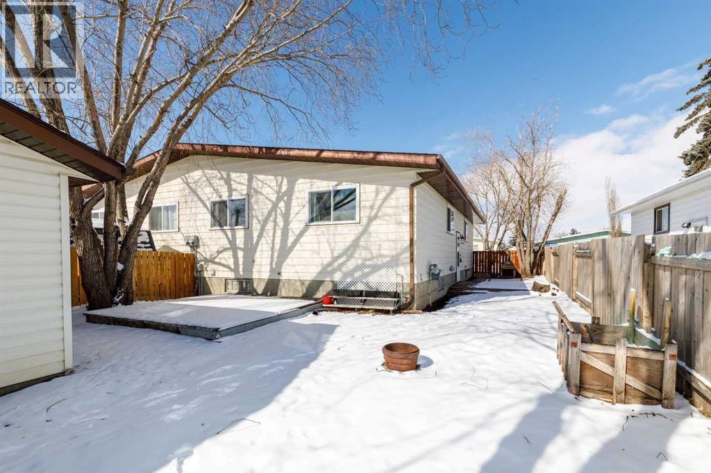 Single Family House Bungalow for Sale in  George Crescent Glendale Red Deer 