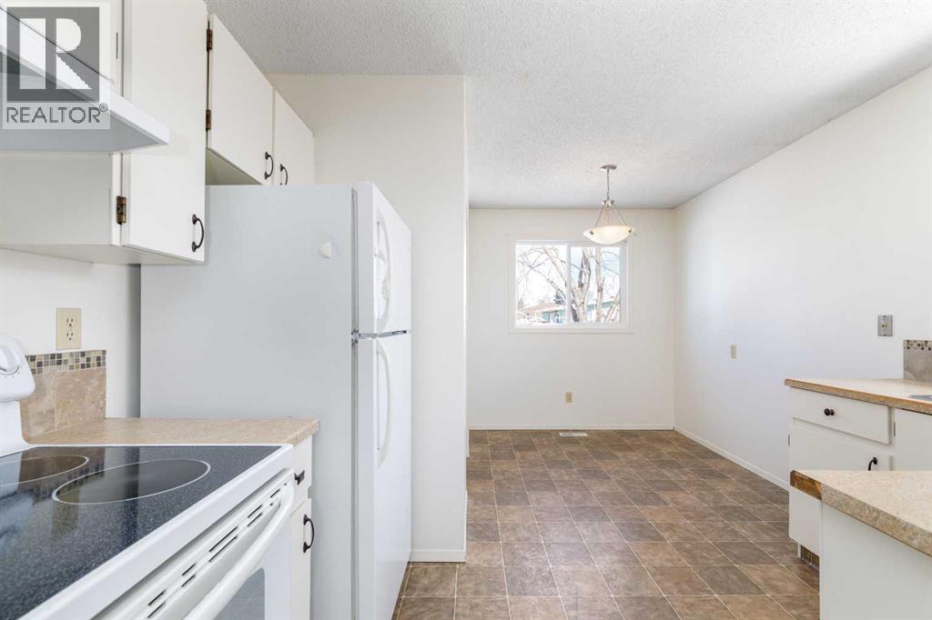 Single Family House Bungalow for Sale in  George Crescent Glendale Red Deer 