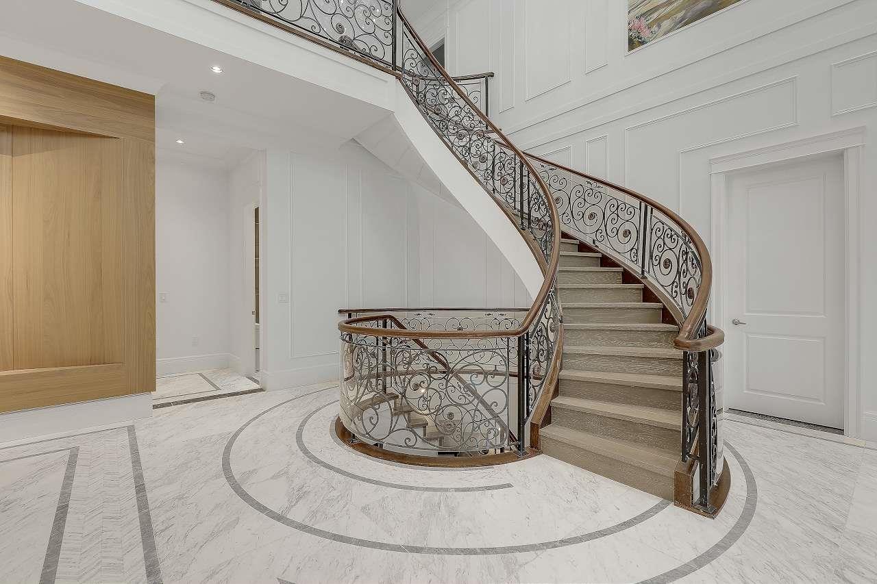 2458 140 Street - photo 2