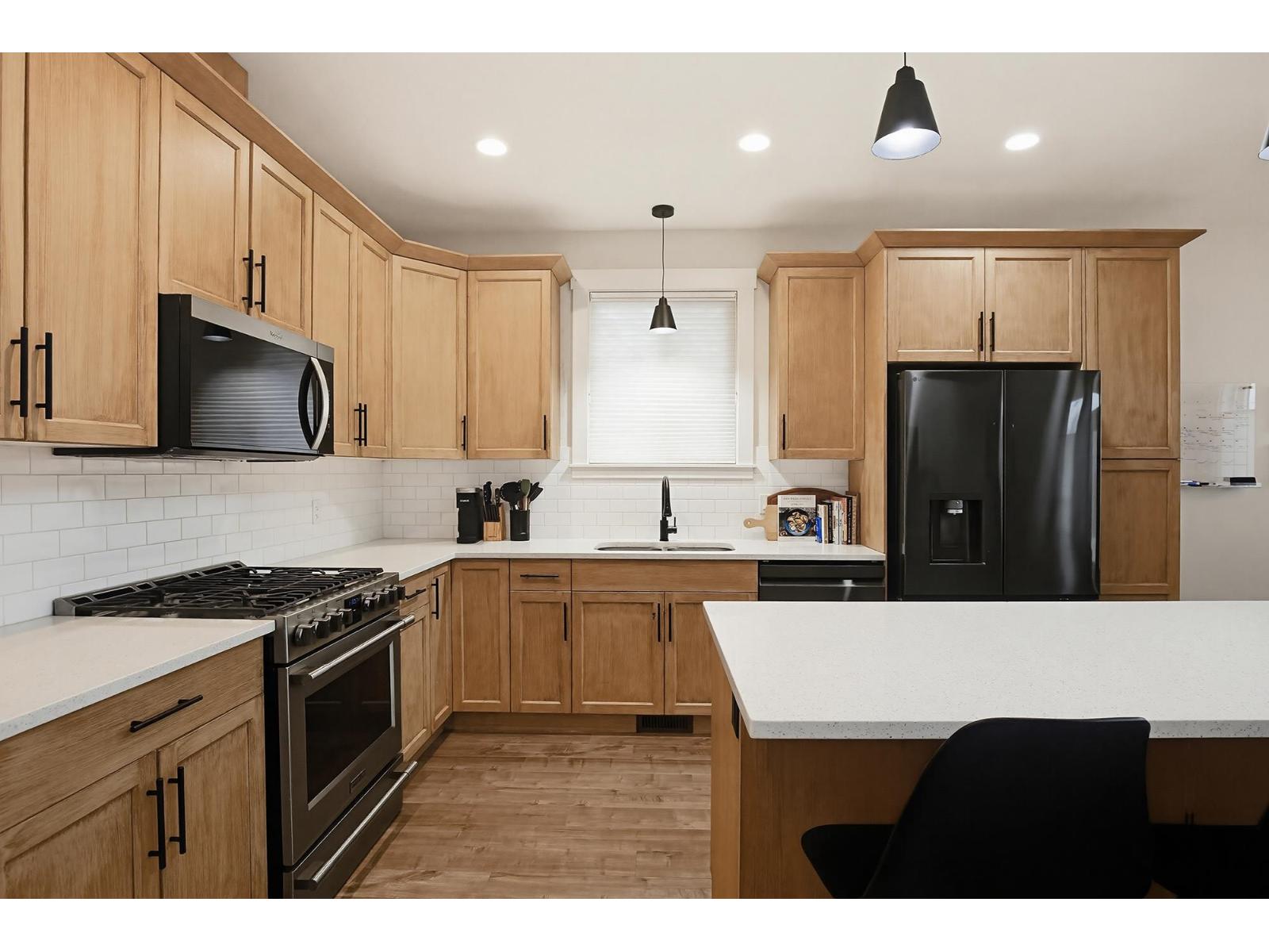 1 7336 MORROW ROAD, Agassiz, Agassiz