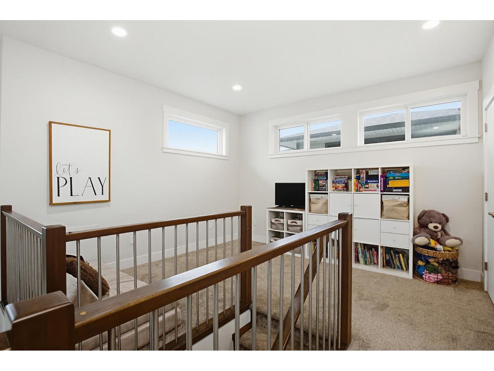 1 7336 MORROW ROAD, Agassiz, Agassiz