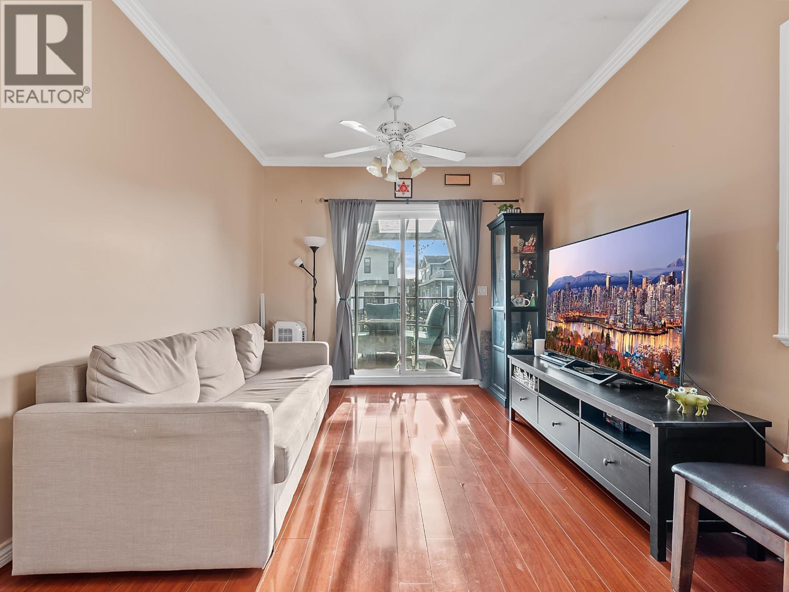 268 HAMPTON STREET, New Westminster