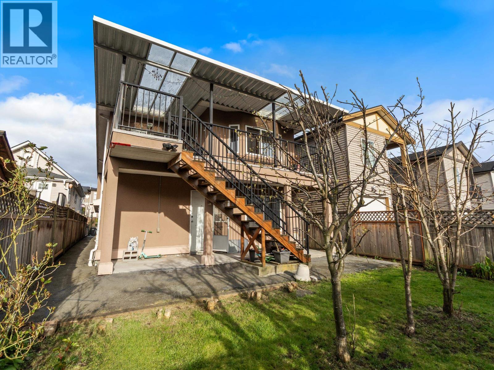 268 HAMPTON STREET, New Westminster