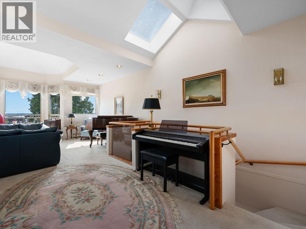 2317 BELLEVUE AVENUE, West Vancouver
