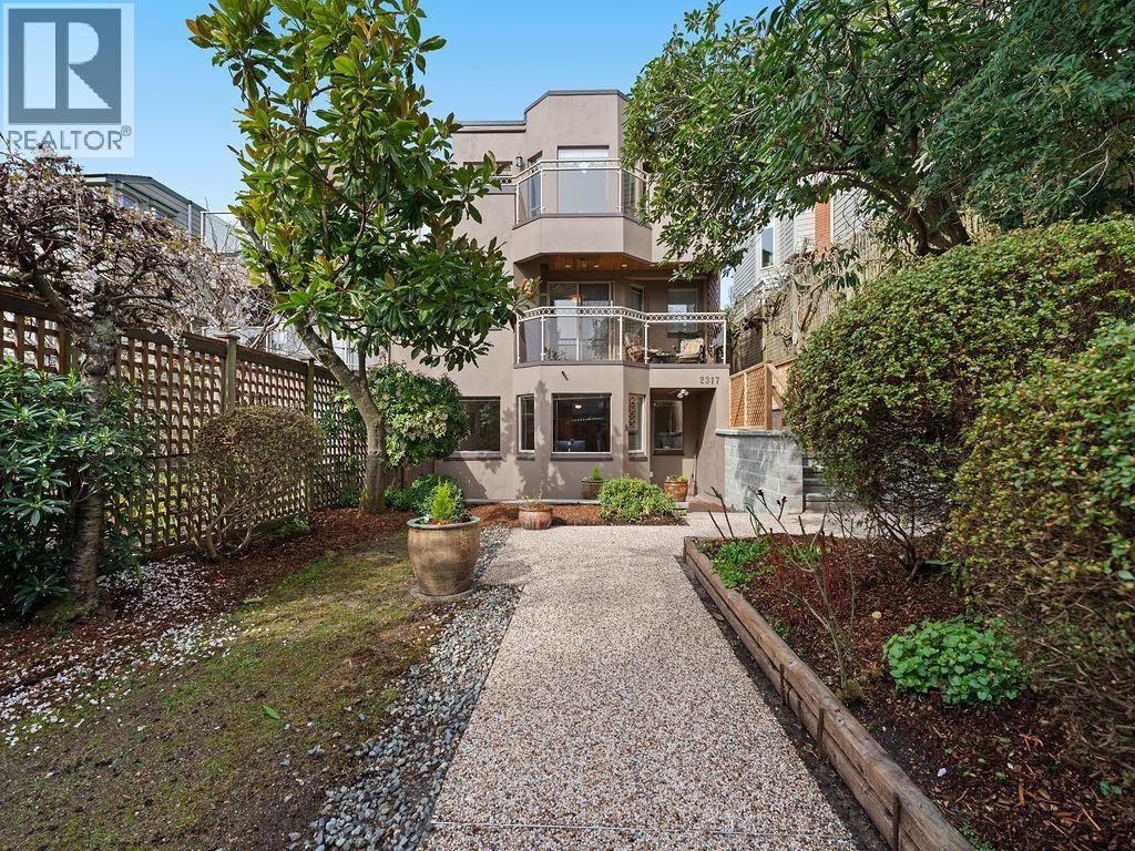 2317 BELLEVUE AVENUE, West Vancouver