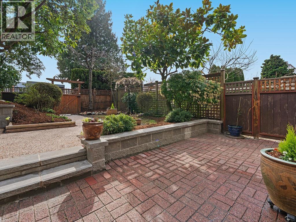 2317 BELLEVUE AVENUE, West Vancouver