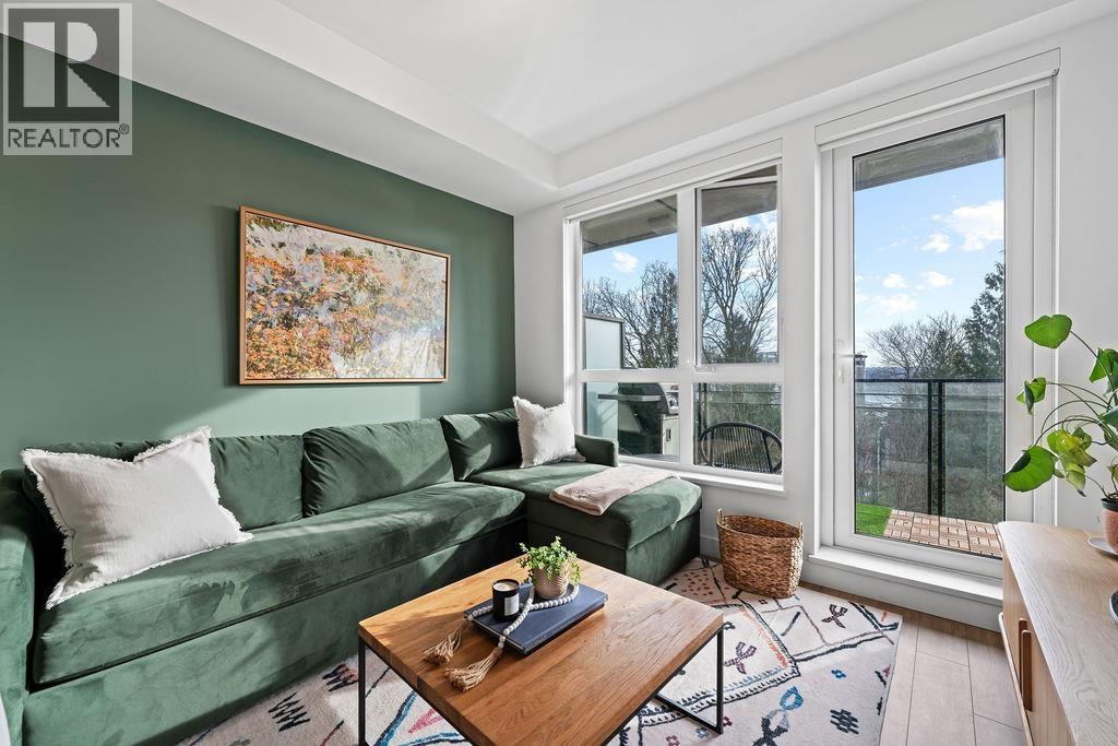 309 747 3RD Street - photo 2