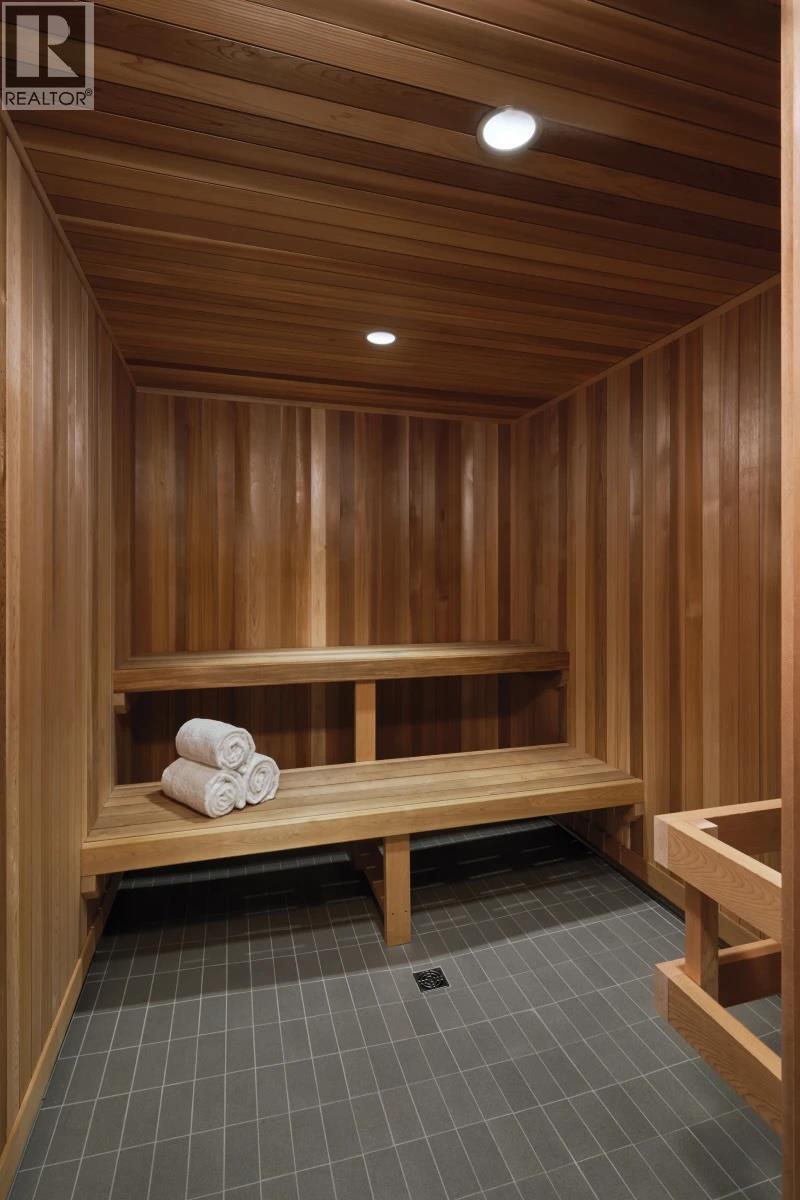 802 660 QUAYSIDE DRIVE, New Westminster