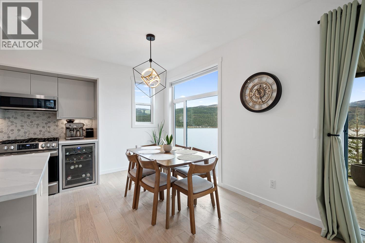 12 40 Kestrel Place, Vernon