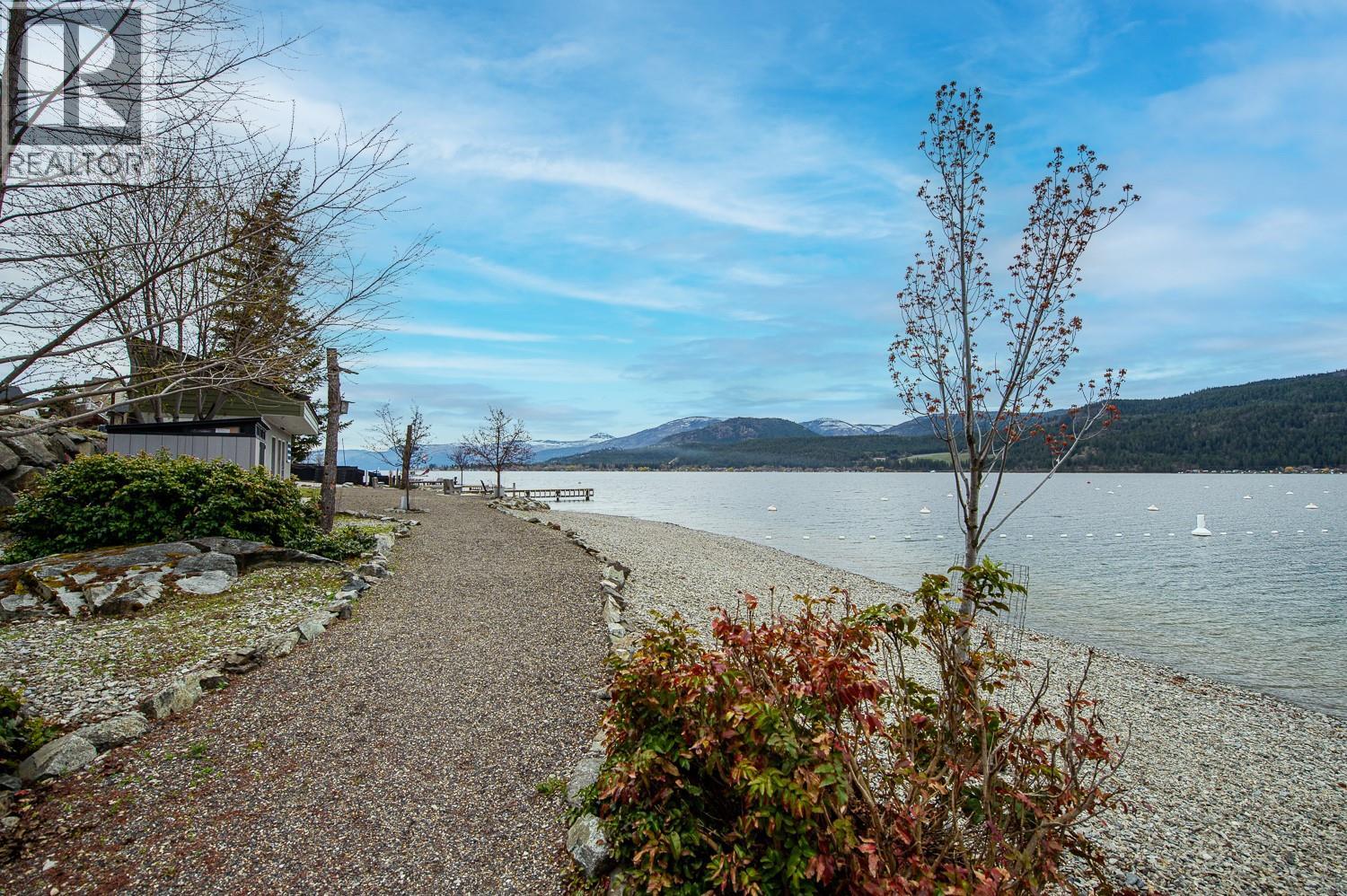 12 40 Kestrel Place, Vernon