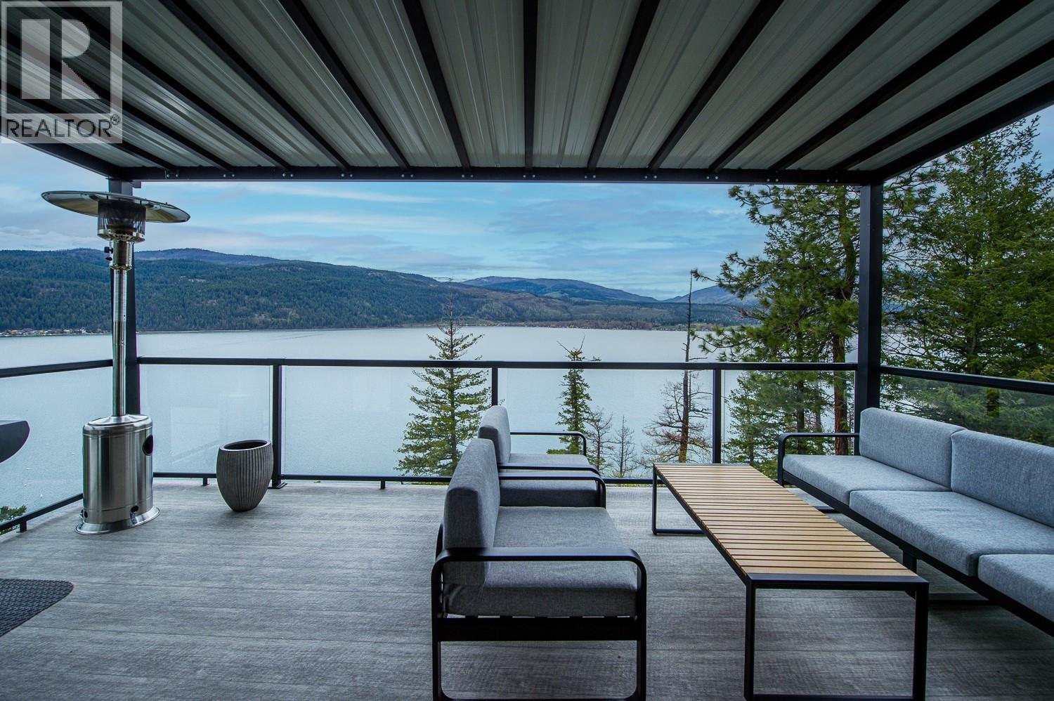 12 40 Kestrel Place, Vernon