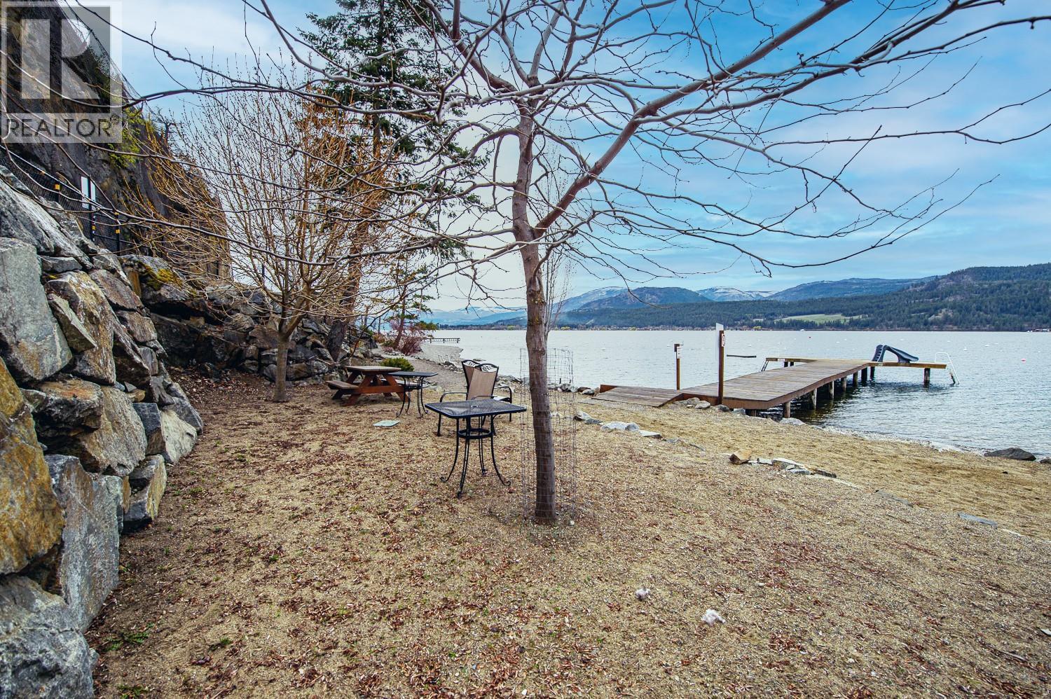 12 40 Kestrel Place, Vernon