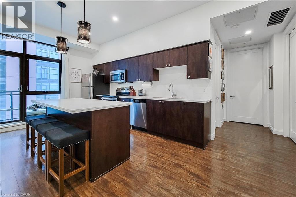 112 E KING ST E/S Street - 10