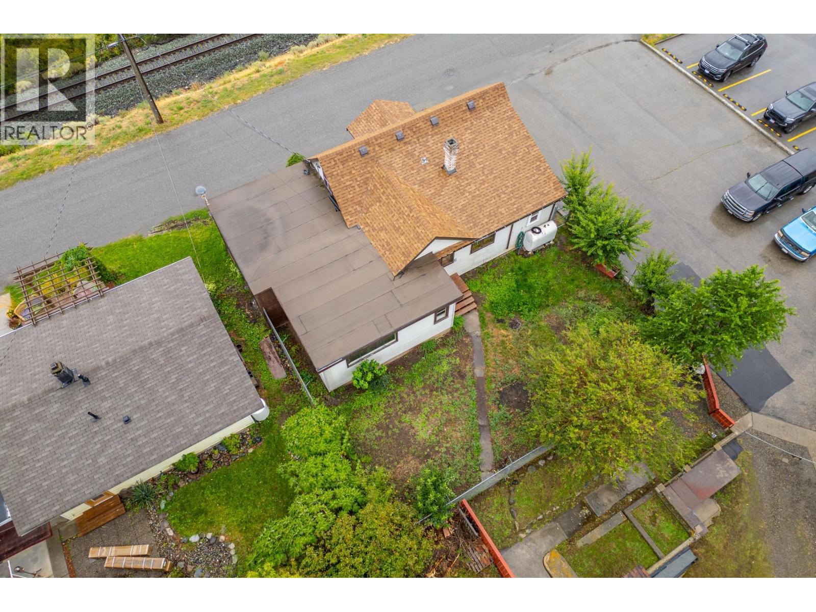  633 FRASERVIEW Street, Lillooet