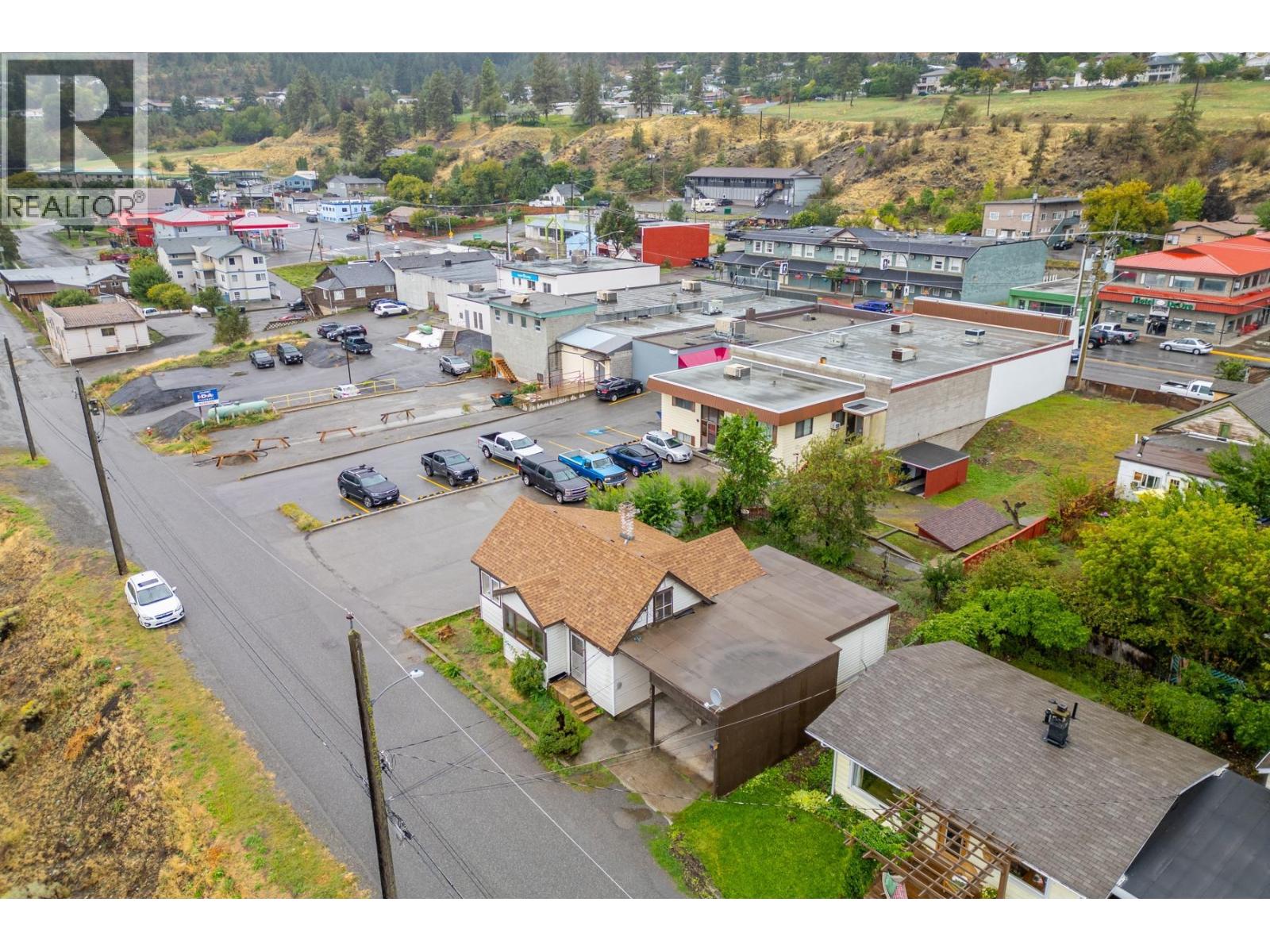  633 FRASERVIEW Street, Lillooet