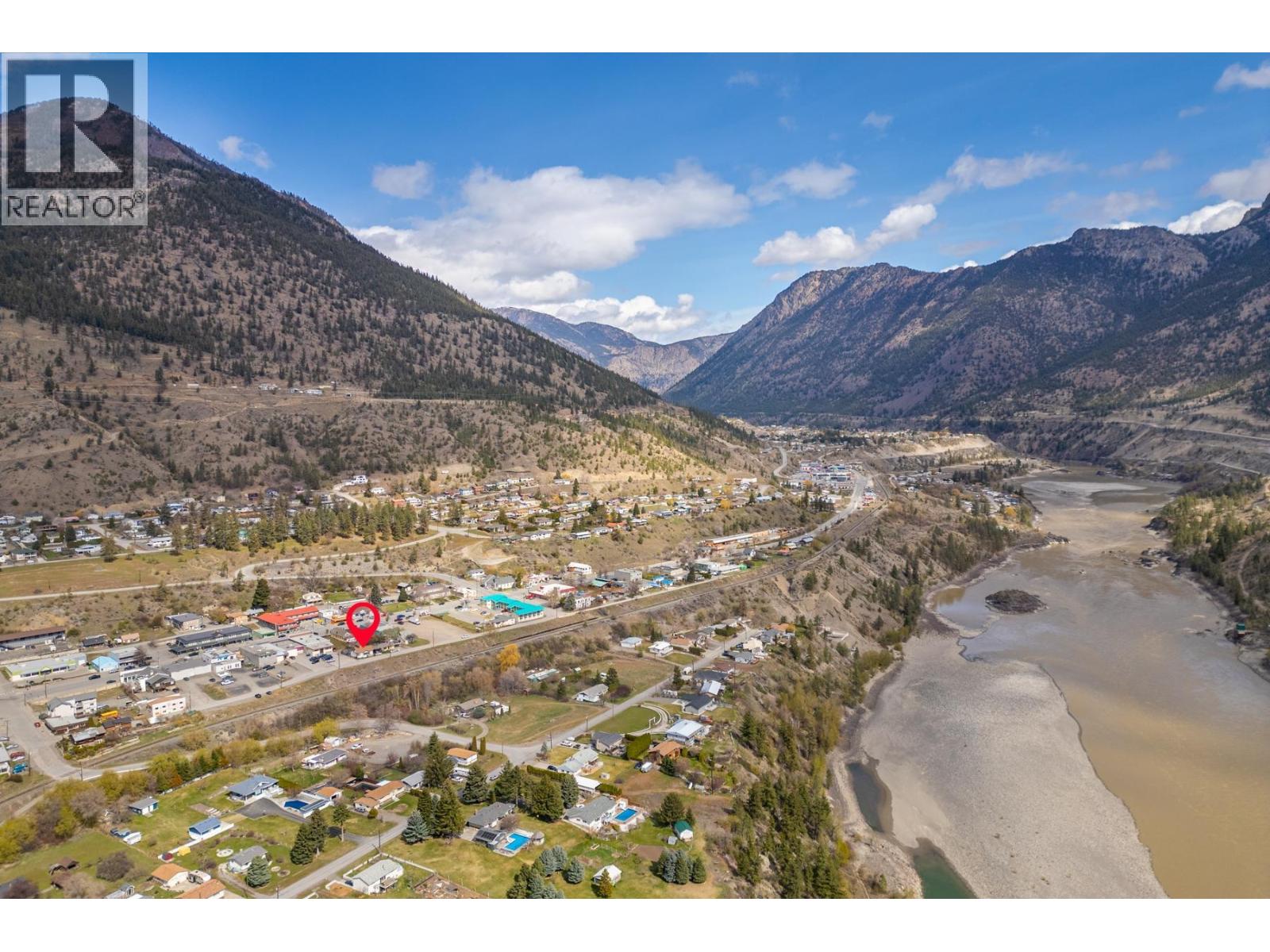  633 FRASERVIEW Street, Lillooet