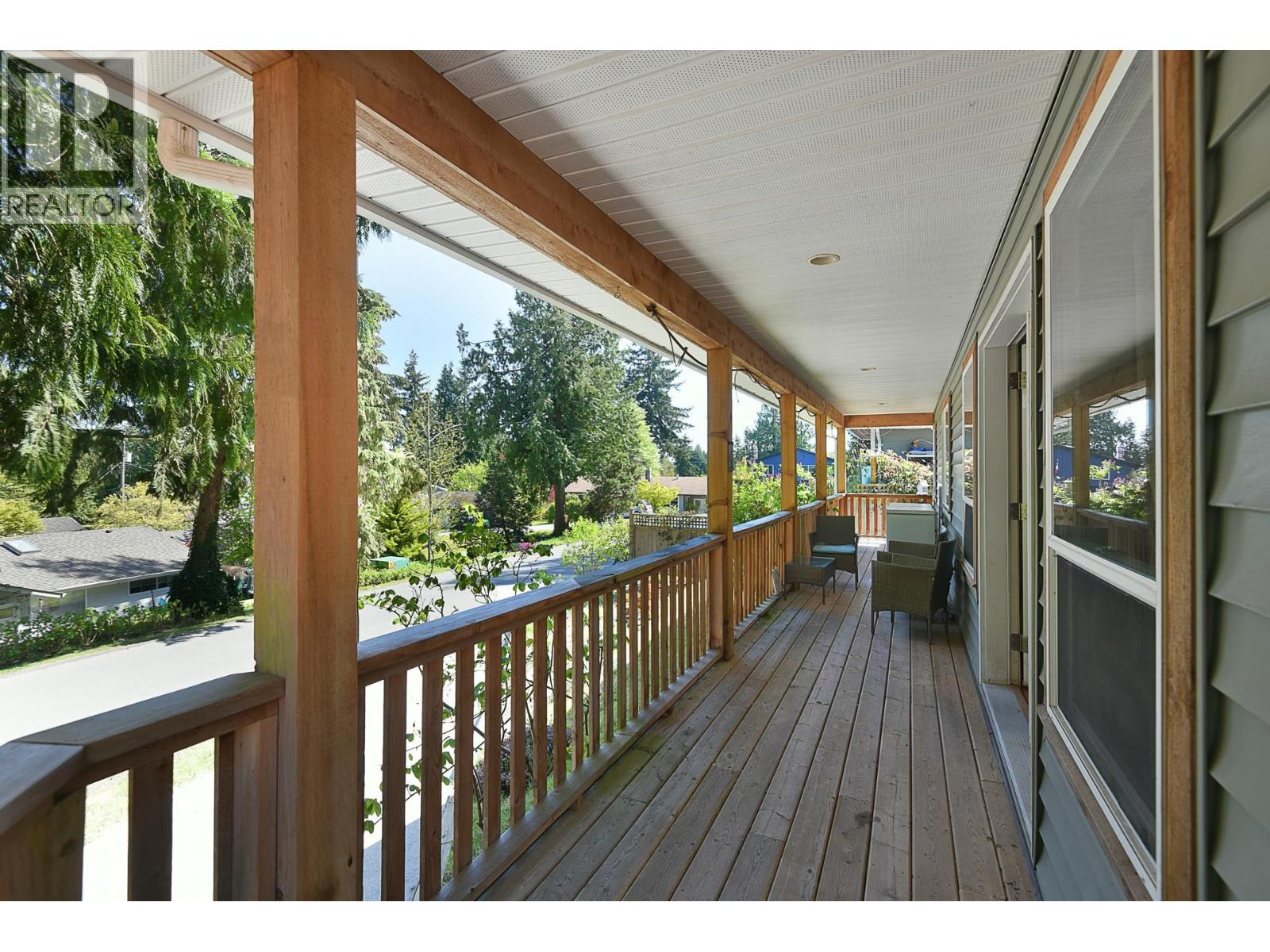 5689 SALMON DRIVE, Sechelt