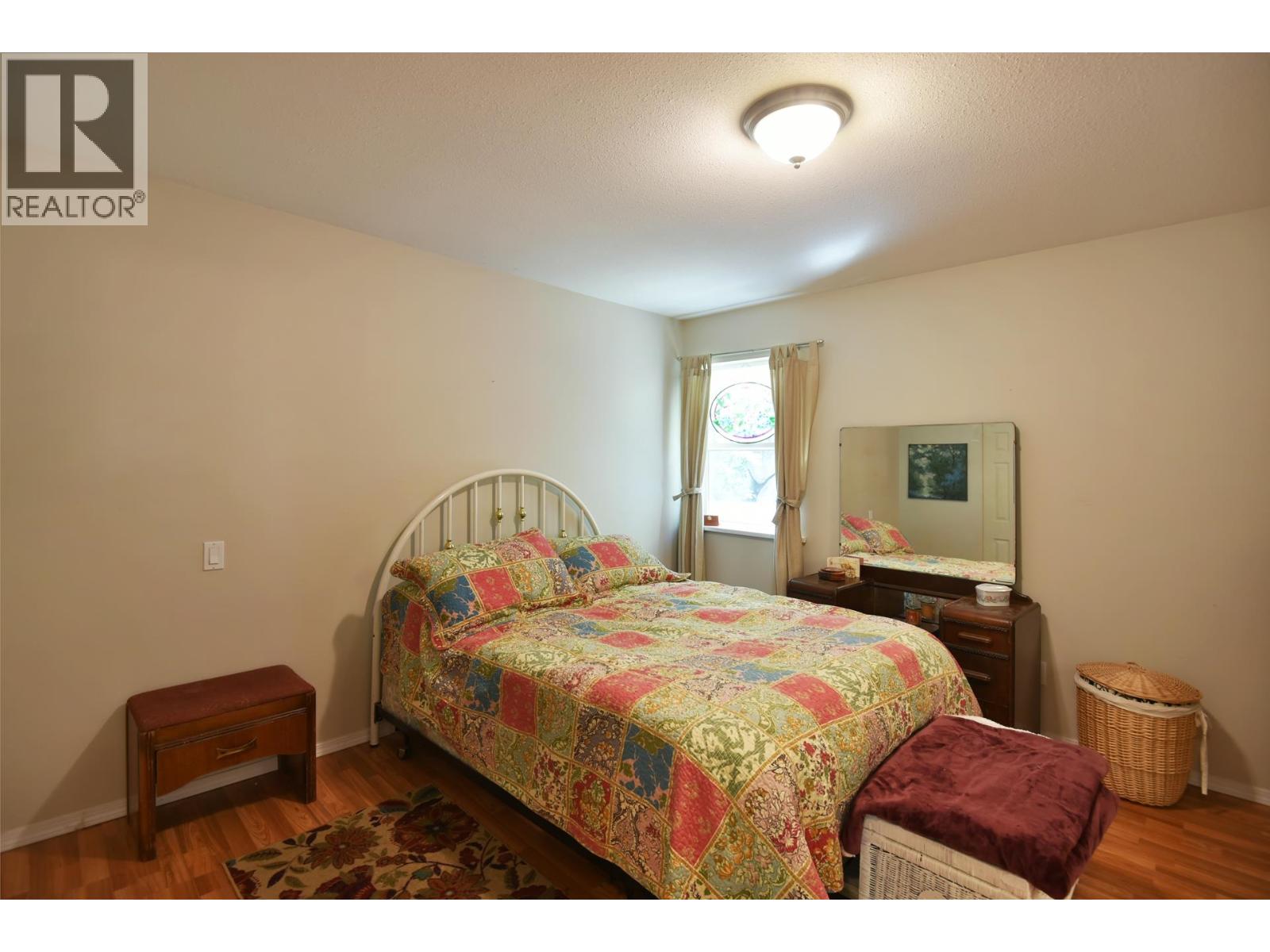 5689 SALMON DRIVE, Sechelt