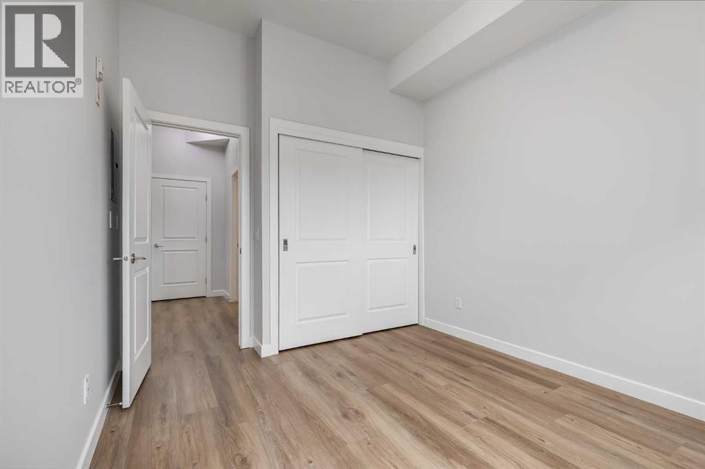 Single Family House for Sale in    Avenue NE Renfrew Calgary 