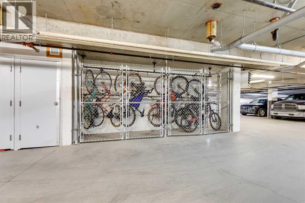 Single Family House for Sale in    Avenue NE Renfrew Calgary 