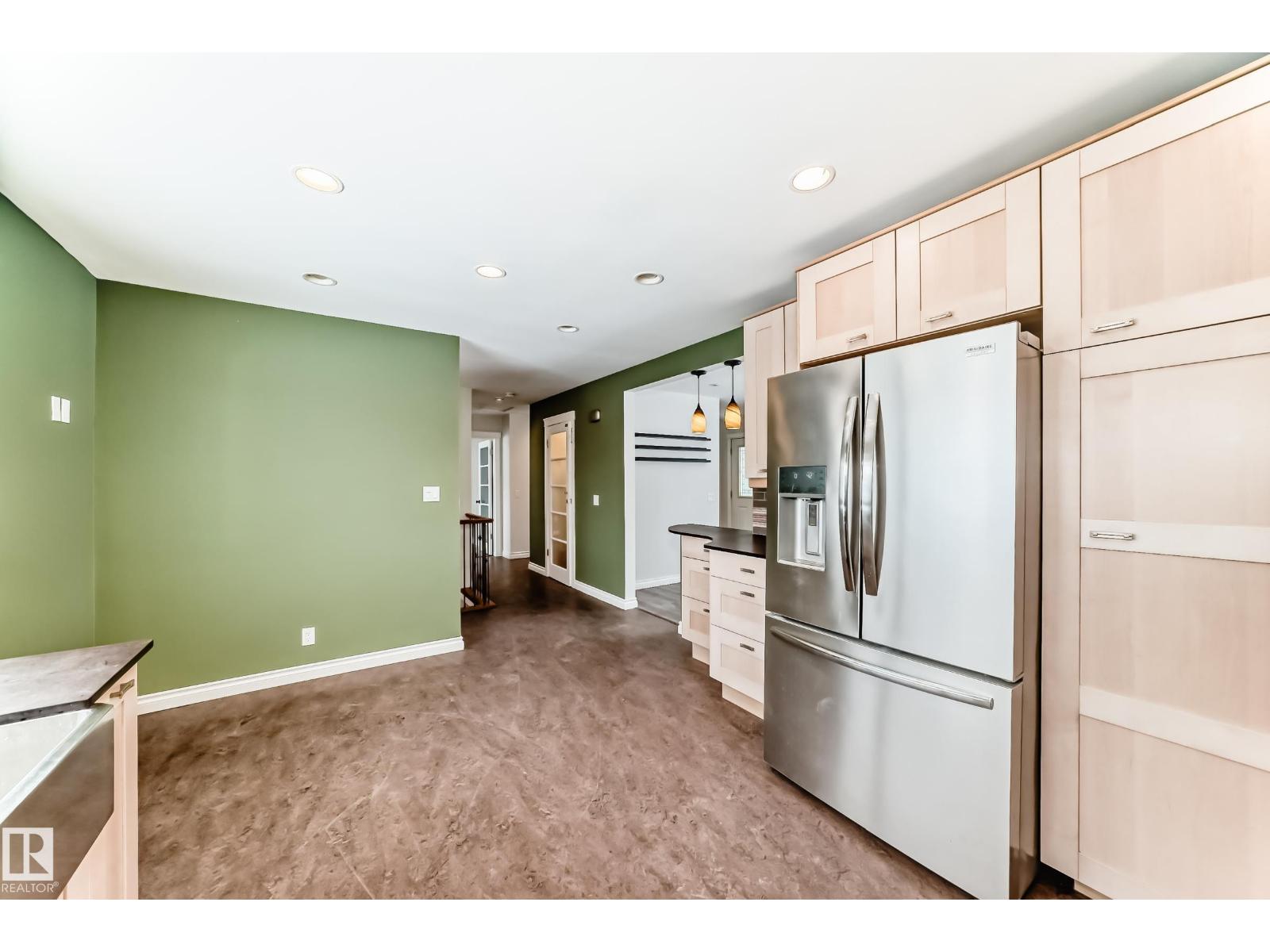 10532 47 ST NW, Edmonton