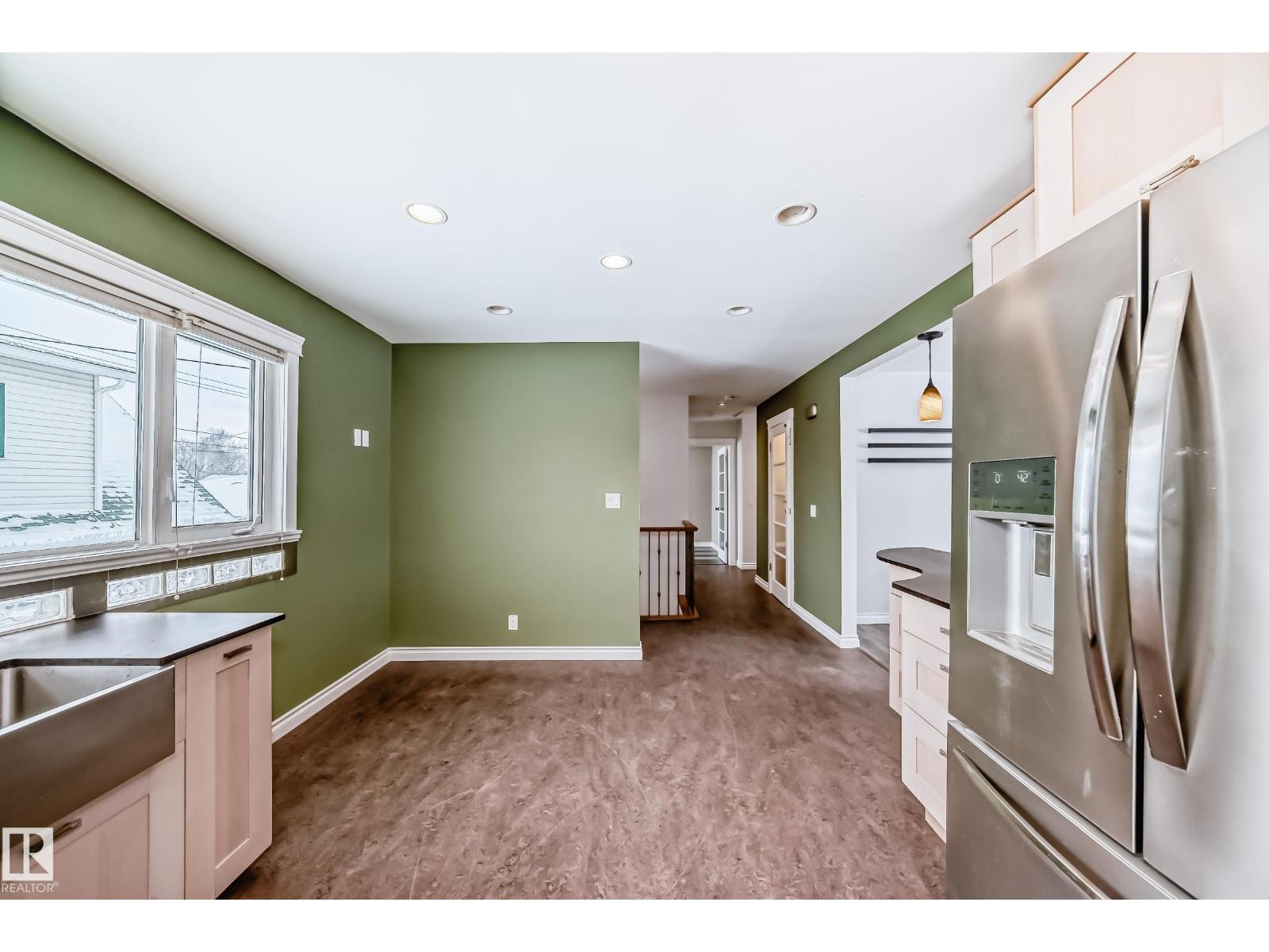 10532 47 ST NW, Edmonton