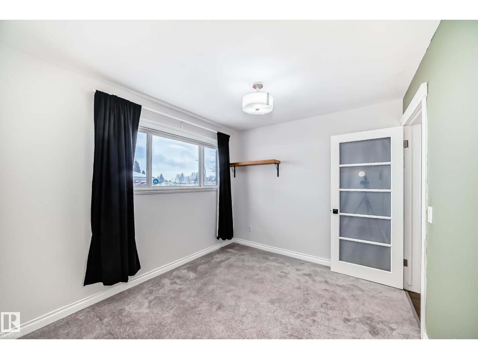 10532 47 ST NW, Edmonton