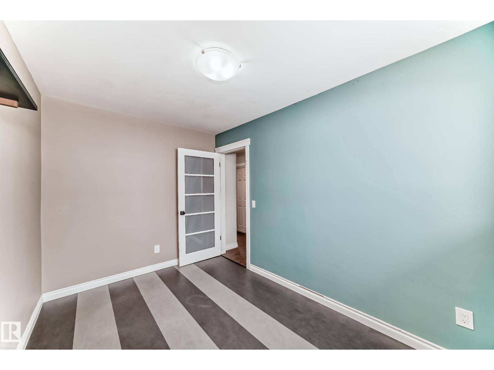 10532 47 ST NW, Edmonton