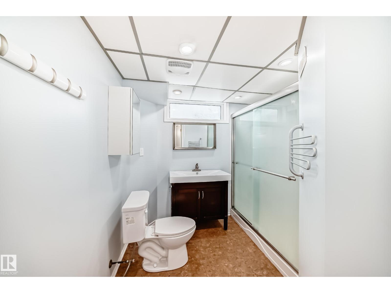 10532 47 ST NW, Edmonton