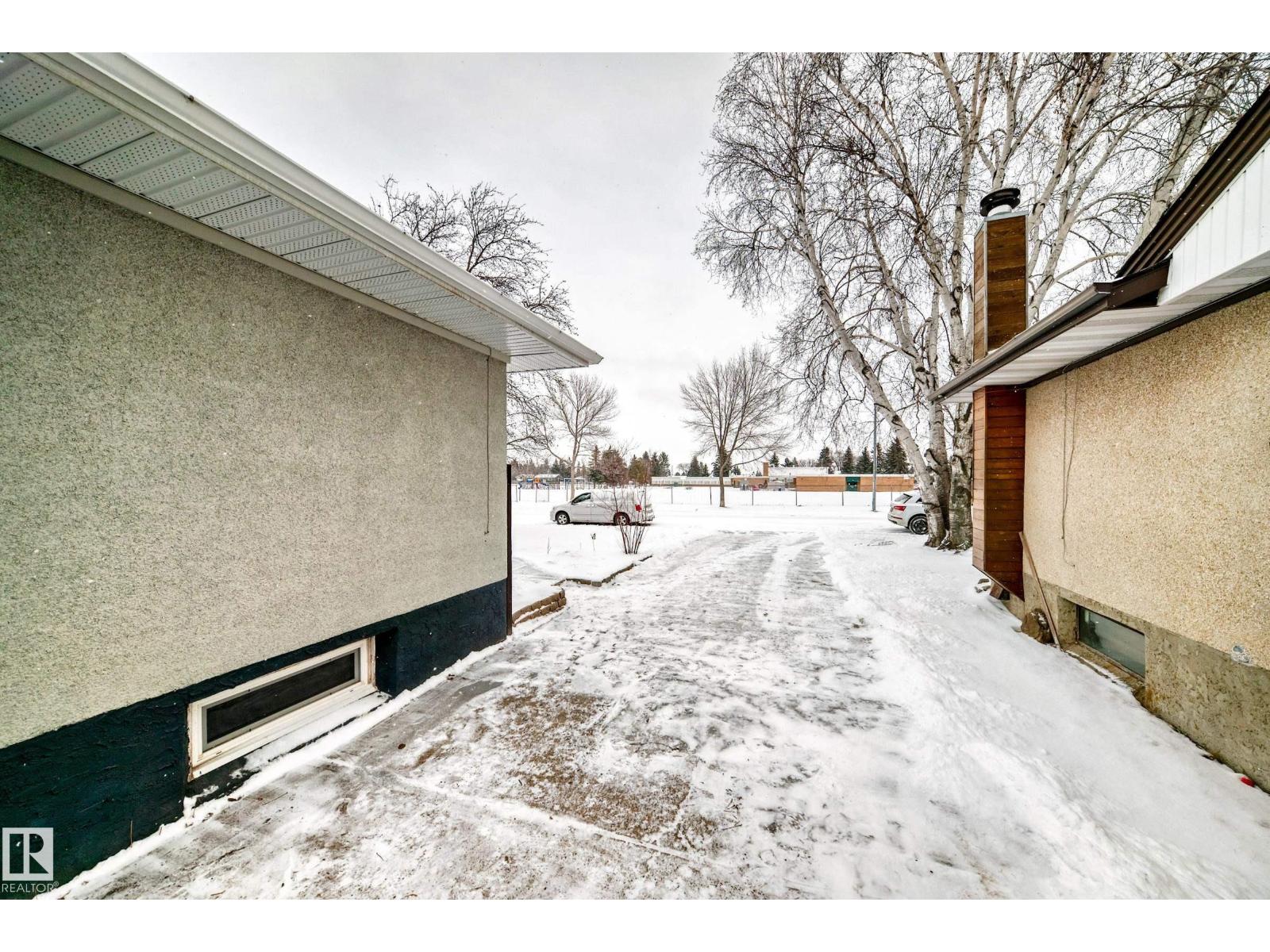 10532 47 ST NW, Edmonton