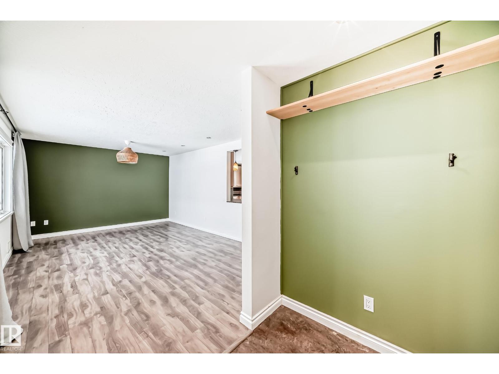 10532 47 ST NW, Edmonton