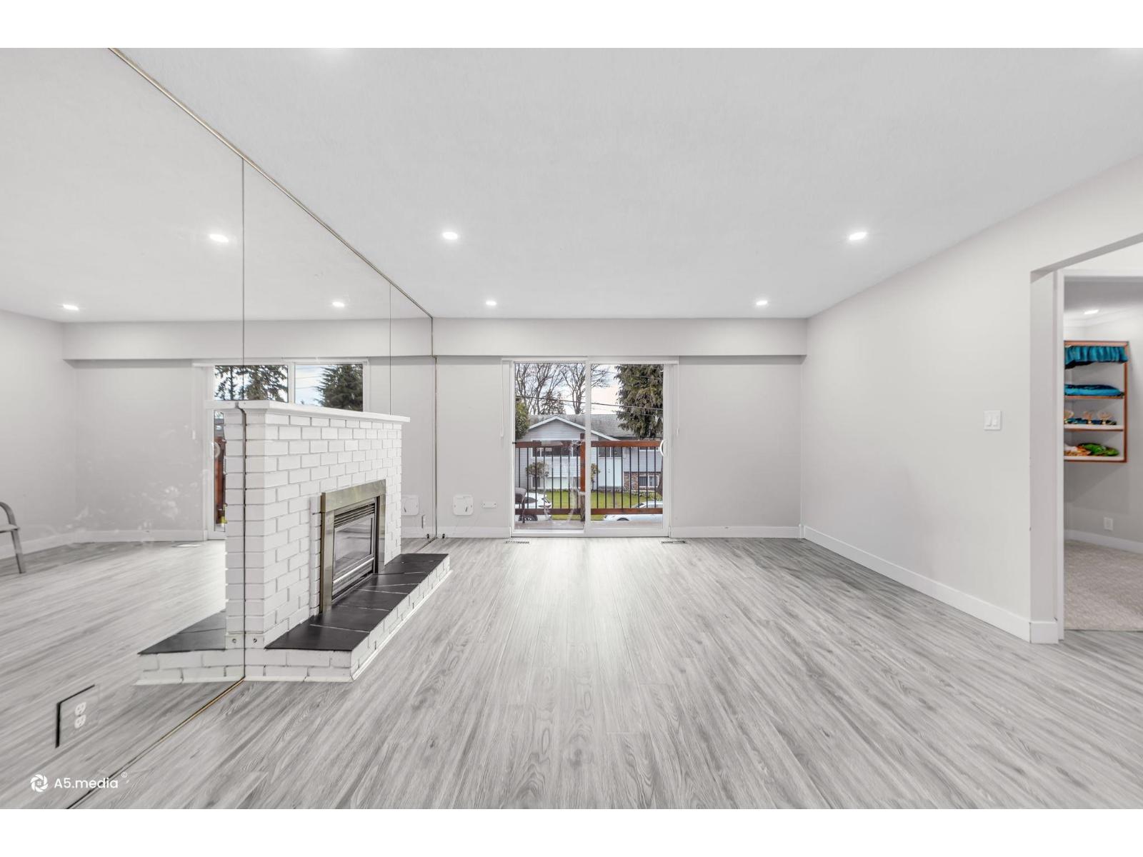 11573 84A Avenue, Delta