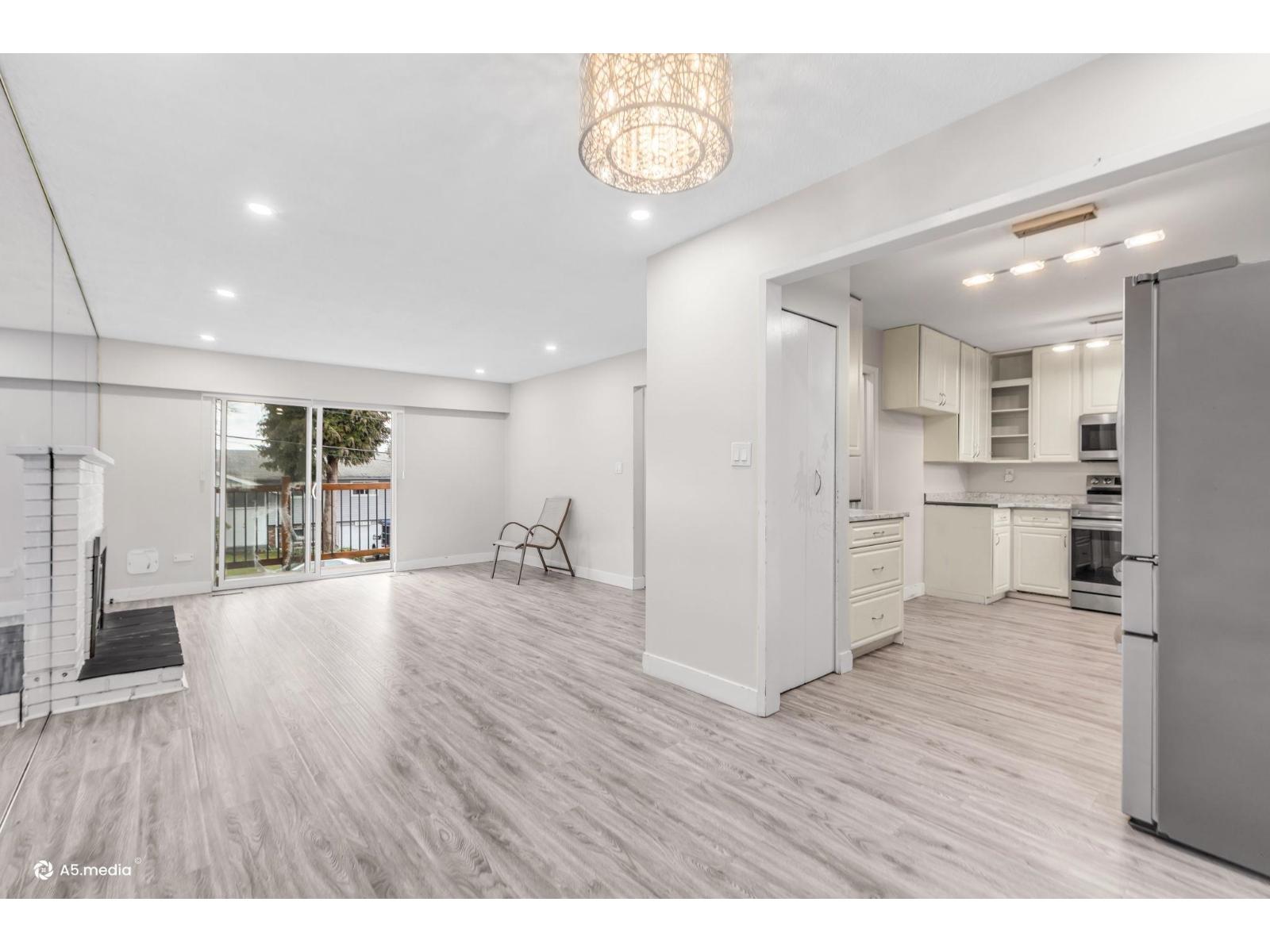 11573 84A Avenue, Delta