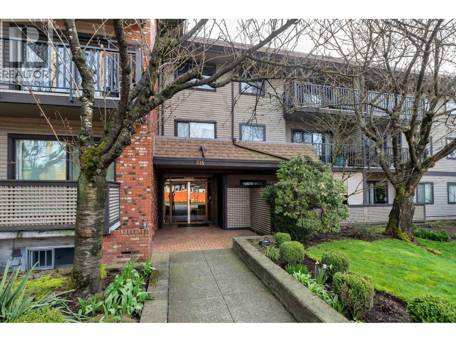 212 535 BLUE MOUNTAIN Street - photo 2