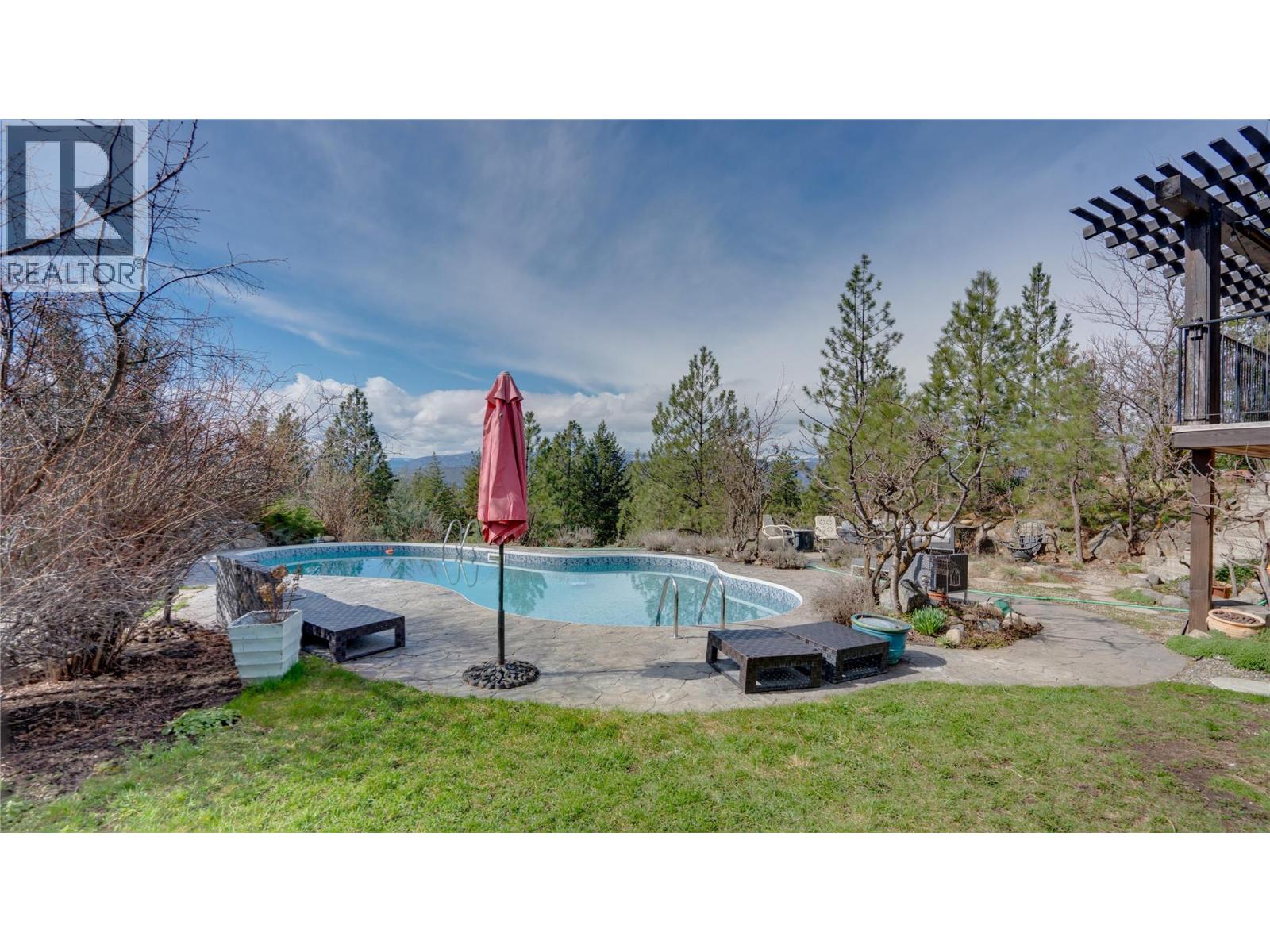  5775 Deadpine Drive, Kelowna