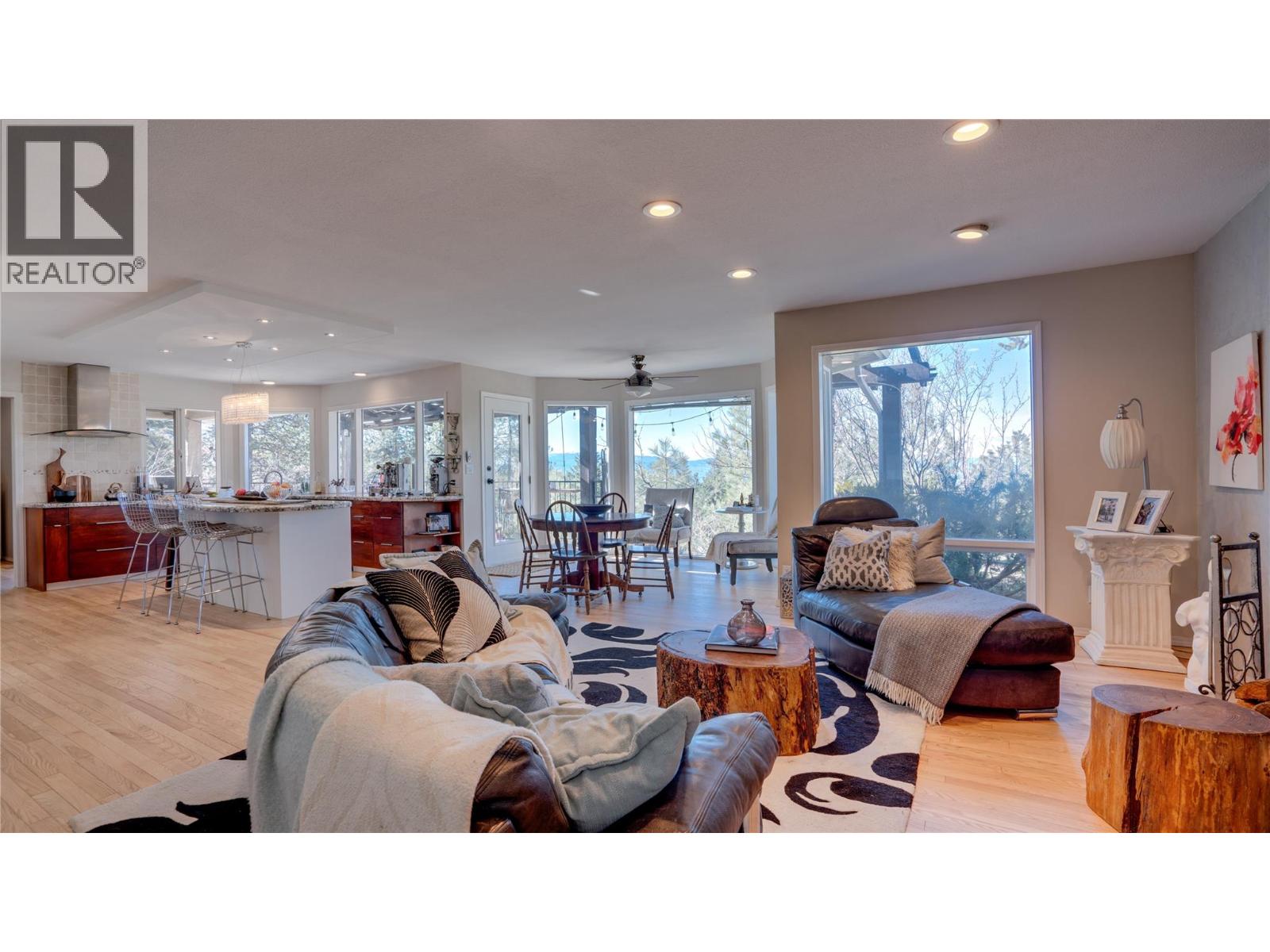  5775 Deadpine Drive, Kelowna