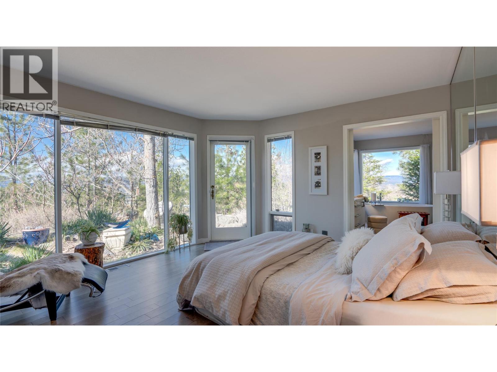  5775 Deadpine Drive, Kelowna