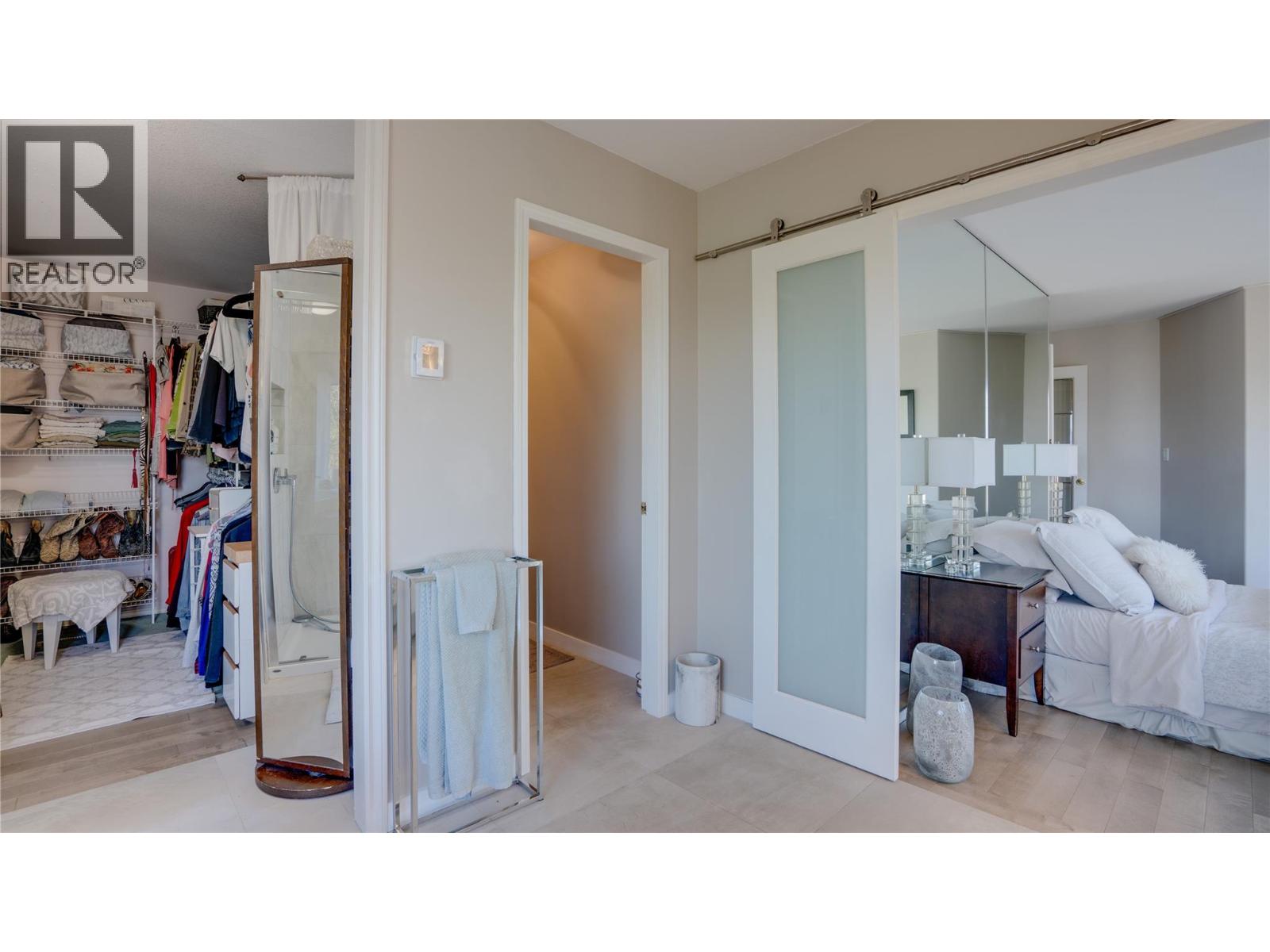  5775 Deadpine Drive, Kelowna